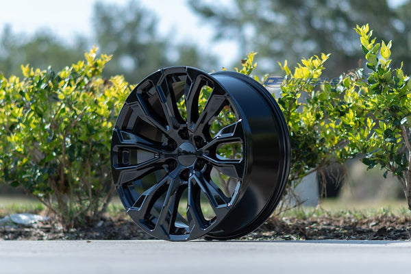 OE Wheels CV30 Gloss Black Aluminum Wheel (MPN: CV30-22090-6550-28B)