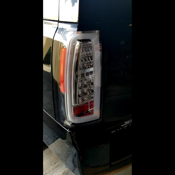 Recon OLED Tail Light Assembly (MPN: 264277CL)