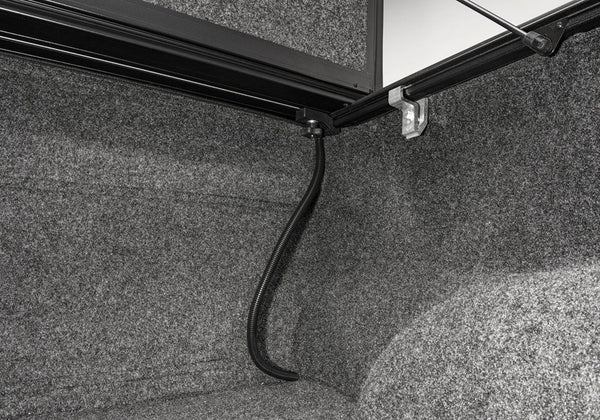 UnderCover Fusion Tonneau Cover (MPN: AR22032L-EA)