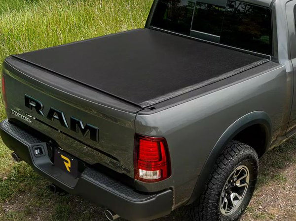 Truxedo Deuce Soft Roll-Up Tonneau Cover (MPN: 756901)