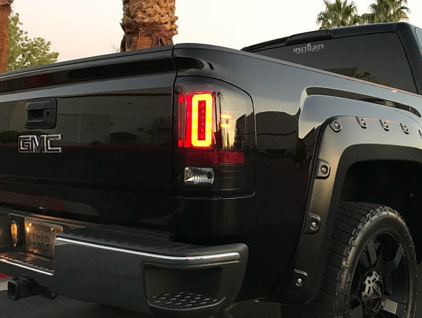 Recon Tail Light Assembly (MPN: 264239RBK)