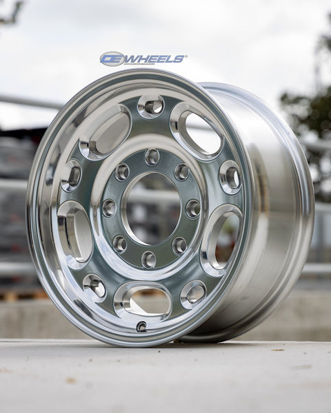 OE Wheels CV82 Aluminum Wheel (MPN: CV82-16065-8650-28P)