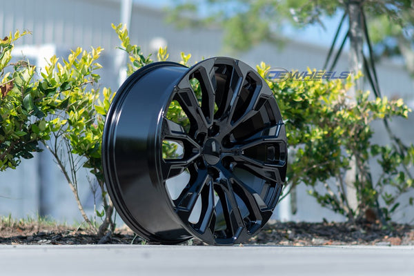 OE Wheels CV30 Gloss Black Aluminum Wheel (MPN: CV30-22090-6550-28B)