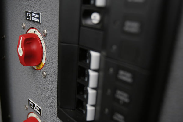 Battery selector switch for dual battery systems (MPN: 6011-BSS)