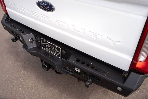 Bomber Rear Bumper for Ford F-250/F-350 (MPN: R810141090103)