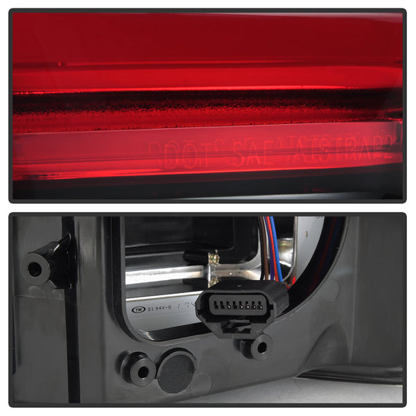 Spyder Automotive Tail Light Assembly (MPN: 5085320)