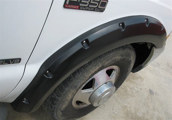Lund Fender Flare RX-Rivet Style (MPN: RX311SB)