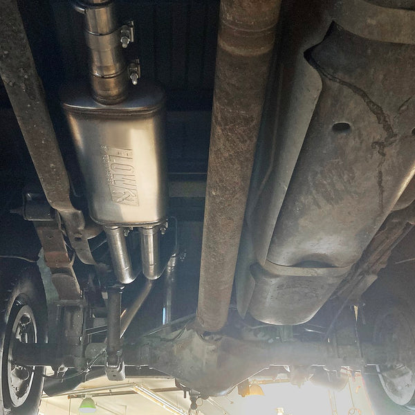 Flowmaster Exhaust System Kit (MPN: 717946)