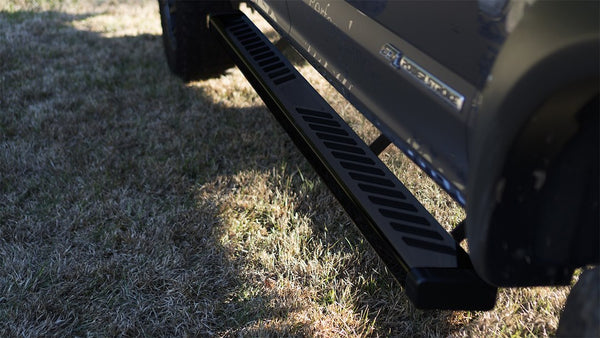 Lund International Running Board Summit Ridge 2.0 (MPN: 28565046)