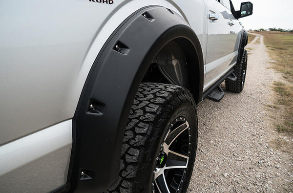 Lund Fender Flare RX-Rivet Style (MPN: RX133T)