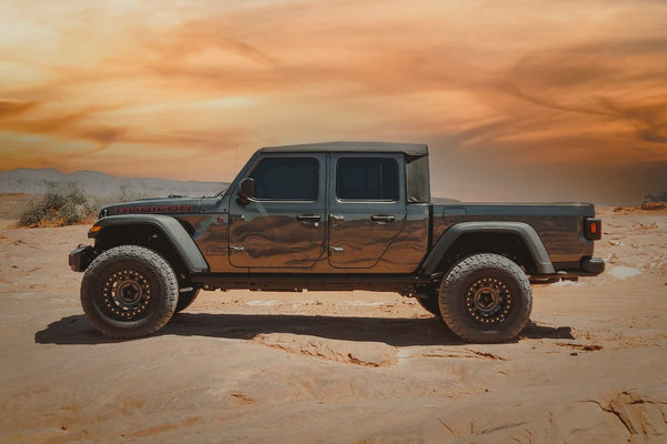 Tuff Country Jeep Gladiator Lift Kit (MPN: 43205KN)