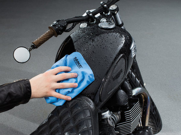 WeatherTech Soaker Drying Cloth (MPN: 8ASOAKER2)