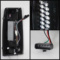 Spyder Automotive Tail Light Assembly (MPN: 5001351)