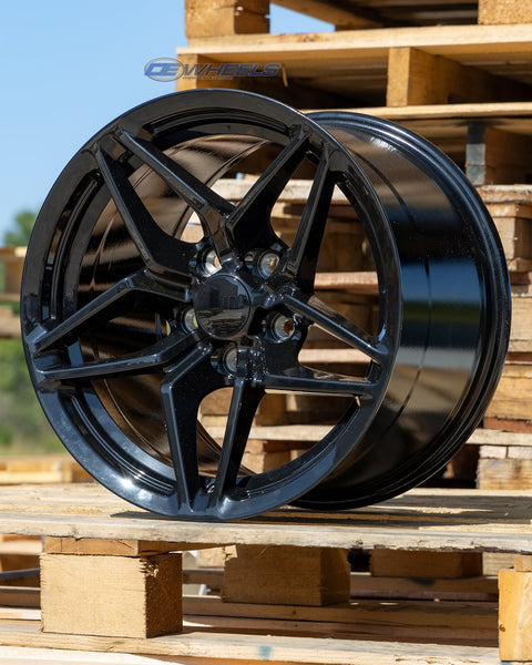 OE Wheels CV31 Aluminum Wheel (MPN: CV31-18105-5475-56B)