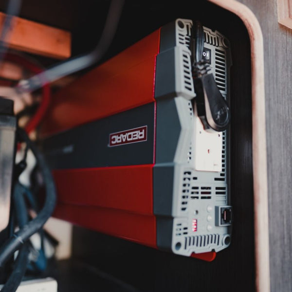 Redarc 1000 Watt Pure Sine Wave Inverter (MPN: R-12-1000RS-NA)