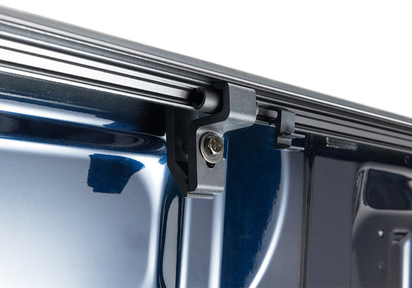 UnderCover Armor Flex Hard Folding Tonneau Cover (MPN: AX22030)