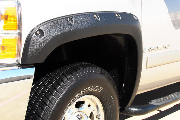 Lund Fender Flare RX-Rivet Style (MPN: RX106T)