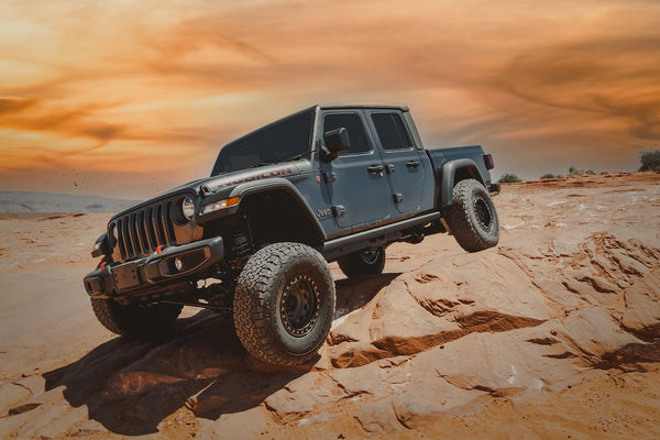 Tuff Country Jeep Gladiator Lift Kit (MPN: 43205KN)