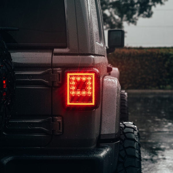 Recon Tail Light Assembly (MPN: 264237BK)