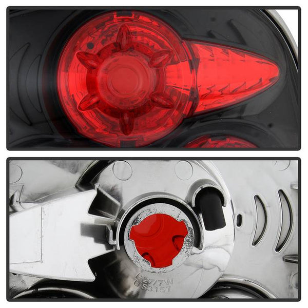 Spyder Automotive Tail Light Assembly (MPN: 5002105)
