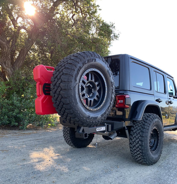 WILCO Off-Road Hitchgate Solo Tire Carrier (MPN: UHG33187)