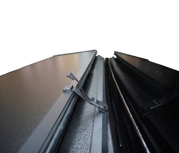 Black Horse Off Road Tonneau Cover (MPN: HTF-TO22)