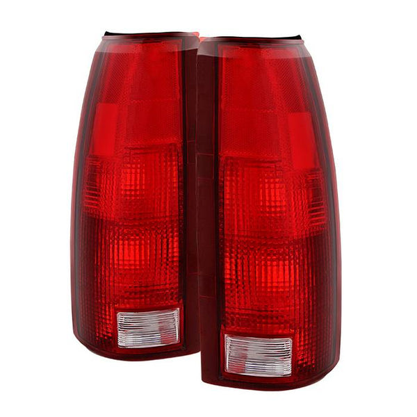Xtune Tail Light Assembly (MPN: 9028779)