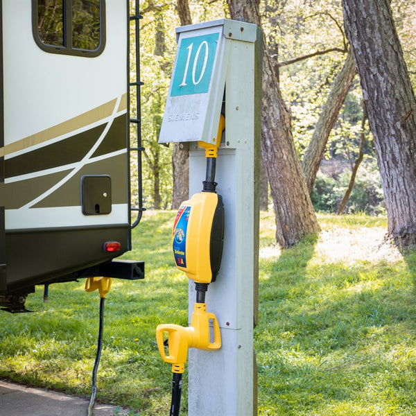 Camco Surge Protector 50 Amp (MPN: 55306)