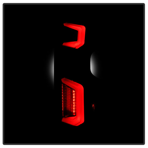 Xtune Tail Light Assembly (MPN: 9052682)