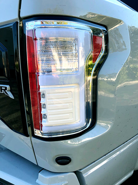 Recon Accessories Tail Light Assembly (MPN: 264268LEDCL)
