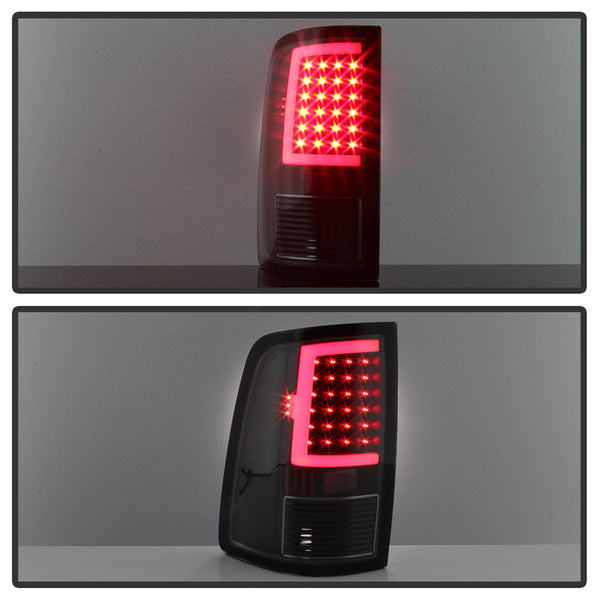 Xtune Tail Light Assembly (MPN: 9038488)