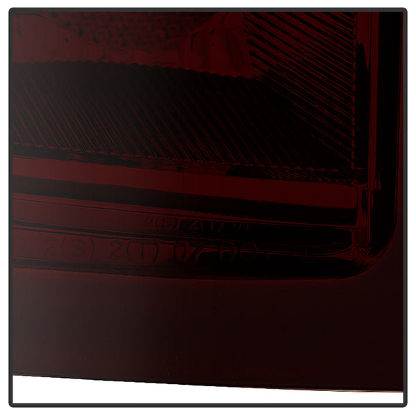 Xtune Tail Light Assembly (MPN: 9033100)