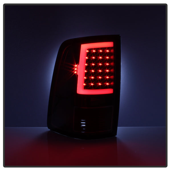 Xtune Tail Light Assembly (MPN: 9038488)