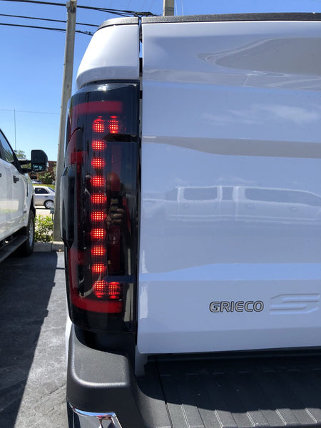 Recon Tail Light Assembly (MPN: 264299LEDRBK)