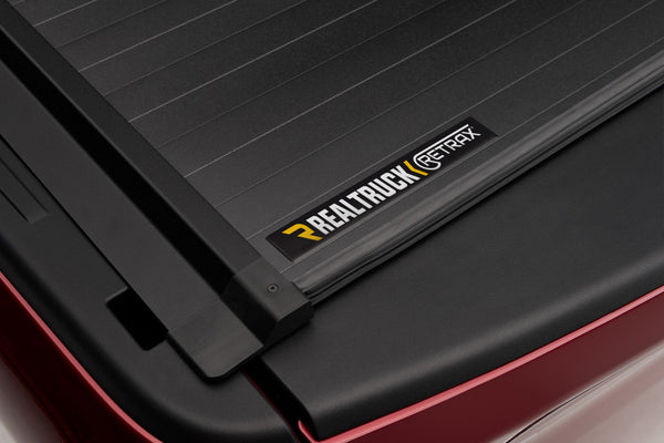 Retrax Tonneau Cover (MPN: 30831)