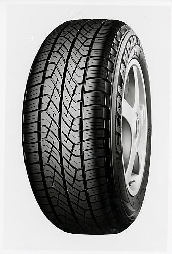 Yokohama GEOLANDAR G95A Tire (MPN: 110193210)