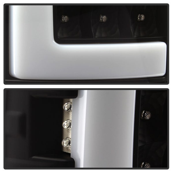 Spyder Auto Group Tail Light Assembly (MPN: 9040252)