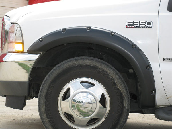 Lund Fender Flare RX-Rivet Style (MPN: RX311SA)