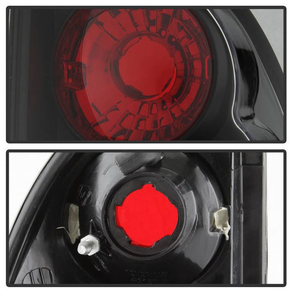 Spyder Automotive Tail Light Assembly (MPN: 5007896)