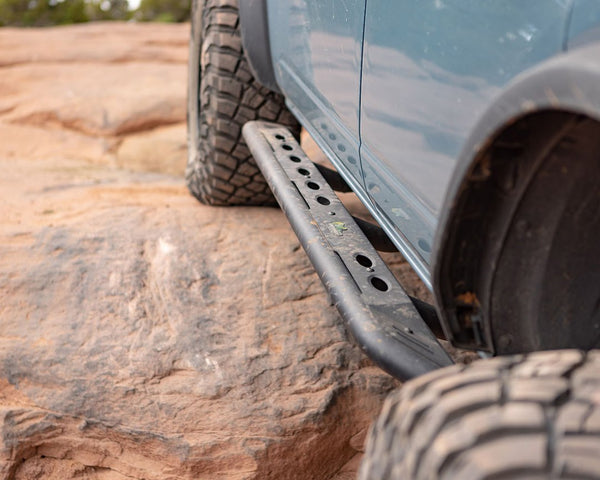 Ironman 4x4 Nerf Bar With Step Plates (MPN: SS089)