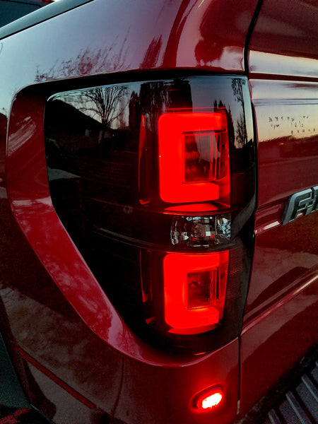 Recon Tail Light Assembly (MPN: 264368RBK)