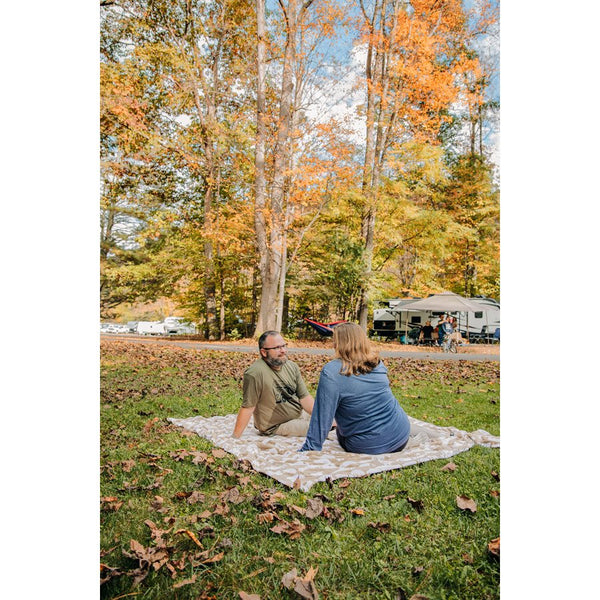 Camco Picnic Blanket (MPN: 53126)