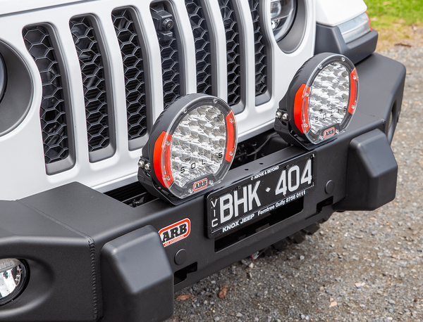 ARB Deluxe Bumper (MPN: 3950240)
