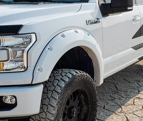 Bushwacker Fender Flares Pocket Style (MPN: 40967-14)