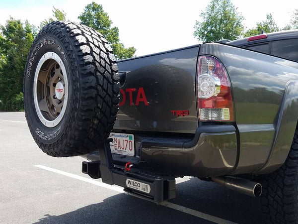 WILCO Off-Road Hitchgate Solo Tire Carrier (MPN: UHG32130)