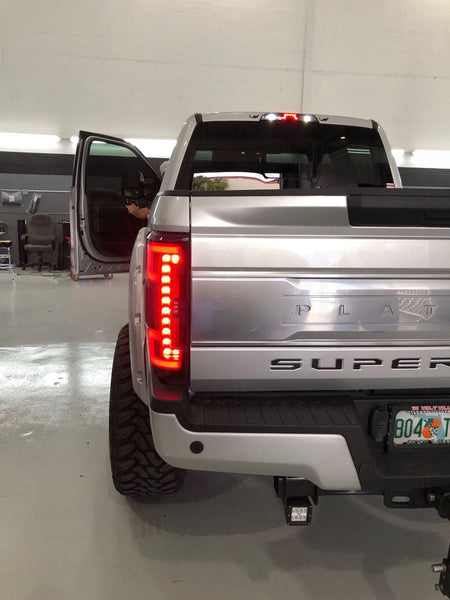 Recon Tail Light Assembly (MPN: 264299LEDRBK)