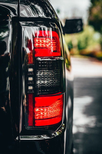 Recon Tail Light Assembly (MPN: 264338BK)