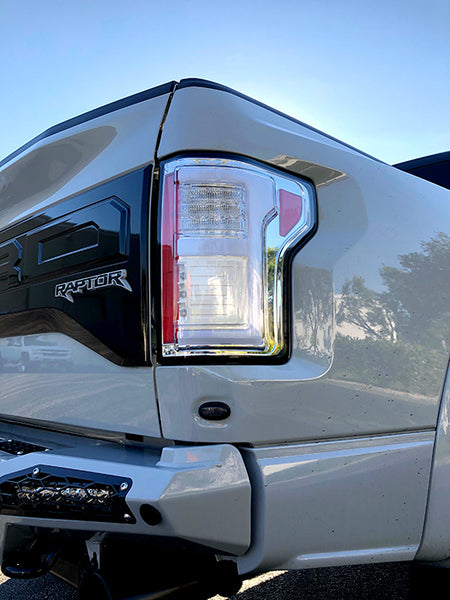 Recon Accessories Tail Light Assembly (MPN: 264268LEDCL)