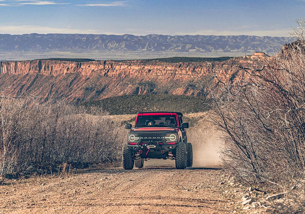 Superlift Lift Kit Suspension (MPN: 9735)