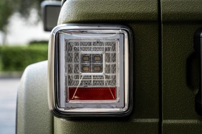 Recon Tail Light Assembly (MPN: 264237CL)